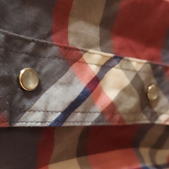 Wrangler Plaid Shirt with Pearl Snaps,Size 16 neck x 35 incheslong sleeves multi - Picture 5 of 9
